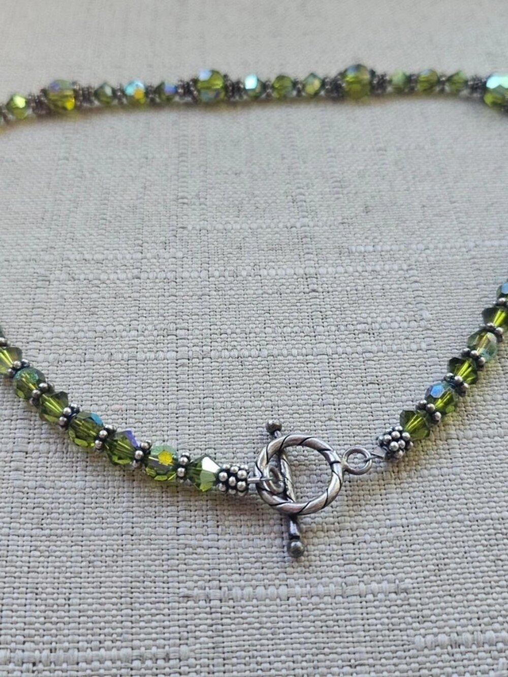Vintage Choker Necklace Sterling Silver With Green Beads Comes in a Box - Picture 7 of 14